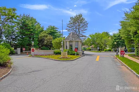 47 Park Gate Dr, Edison, NJ 08820 photo 36