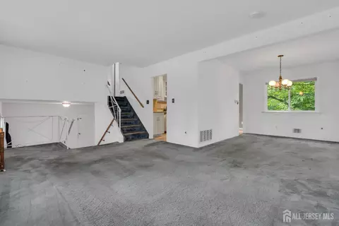 22 Colonial Dr, Matawan, NJ 07747 photo 11