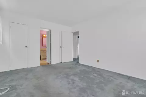 22 Colonial Dr, Matawan, NJ 07747 photo 15