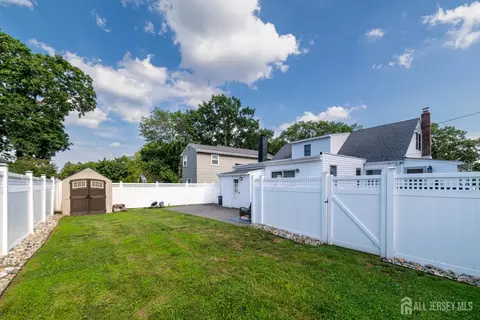 Exterior - 23 Viola Ave, Leonardo, NJ 07737 photo 5 of 6