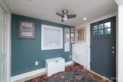Entry Way - 23 Viola Ave, Leonardo, NJ 07737 photo 1 of 3
