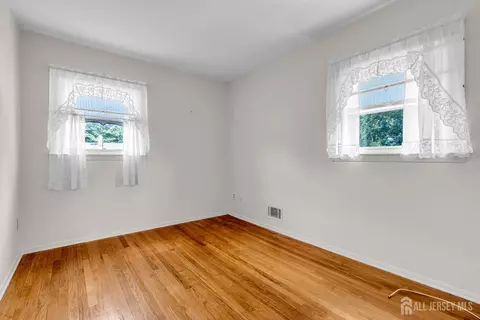 30 Daniel Dr, Matawan, NJ 07747 photo 32