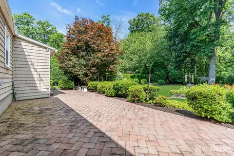 30 Daniel Dr, Matawan, NJ 07747 photo 43