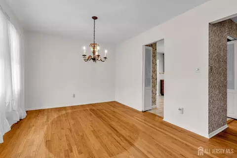 30 Daniel Dr, Matawan, NJ 07747 photo 9