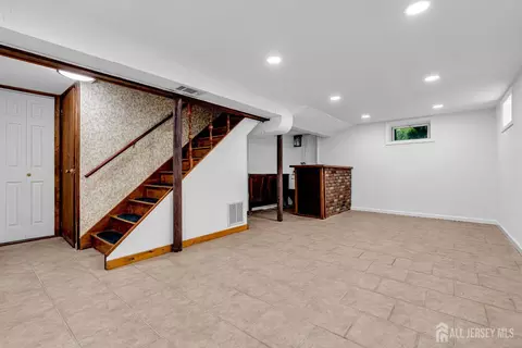 30 Daniel Dr, Matawan, NJ 07747 photo 38