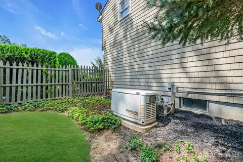 30 Daniel Dr, Matawan, NJ 07747 photo 45