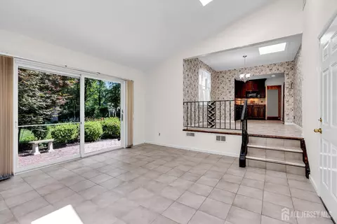 30 Daniel Dr, Matawan, NJ 07747 photo 25