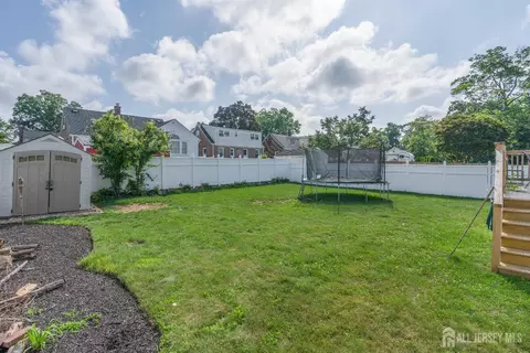 Exterior - 324 Greene Ave, Middlesex, NJ 08846 photo 3 of 6