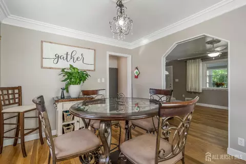 Dining - 324 Greene Ave, Middlesex, NJ 08846 photo 1 of 2