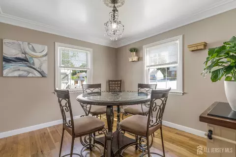 Dining - 324 Greene Ave, Middlesex, NJ 08846 photo 2 of 2