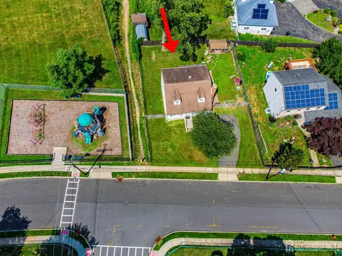 65 Boulevard E, Keyport, NJ 07735 photo 5