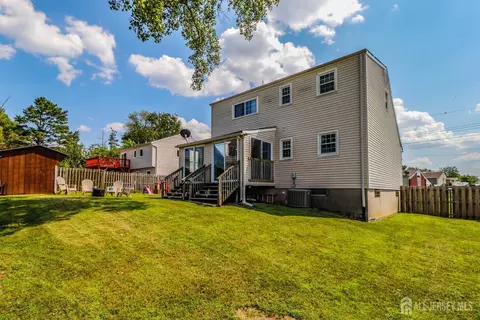 65 Boulevard E, Keyport, NJ 07735 photo 3
