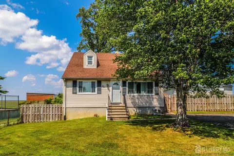 65 Boulevard E, Keyport, NJ 07735 photo 1