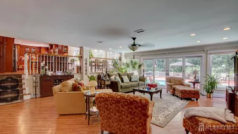 3 Feathertree Ct, Howell, NJ 07731 photo 32