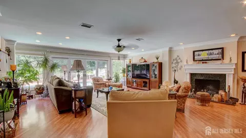 3 Feathertree Ct, Howell, NJ 07731 photo 33