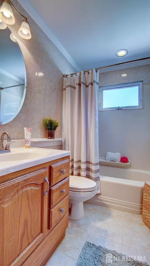 3 Feathertree Ct, Howell, NJ 07731 photo 13