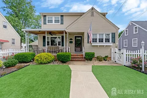 229 Harris Ave, Middlesex, NJ 08846 photo 2