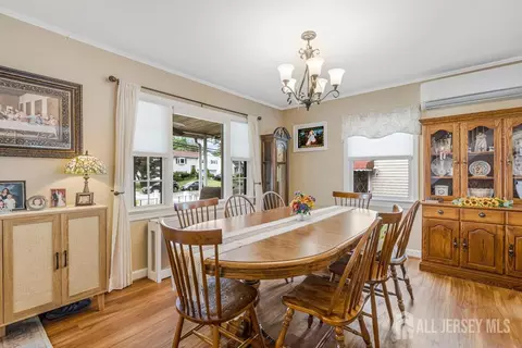 229 Harris Ave, Middlesex, NJ 08846 photo 5