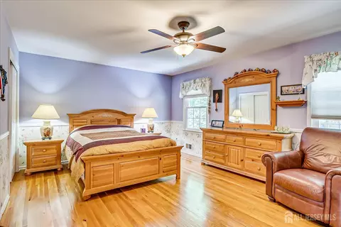 2 Pine Ridge Dr, Edison, NJ 08820 photo 32