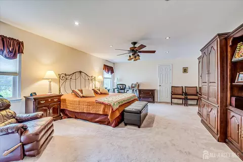 2 Pine Ridge Dr, Edison, NJ 08820 photo 30