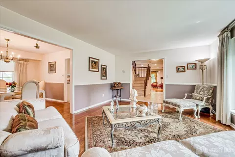 2 Pine Ridge Dr, Edison, NJ 08820 photo 11