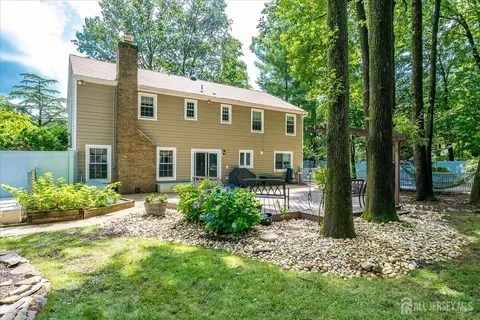 2 Pine Ridge Dr, Edison, NJ 08820 photo 41