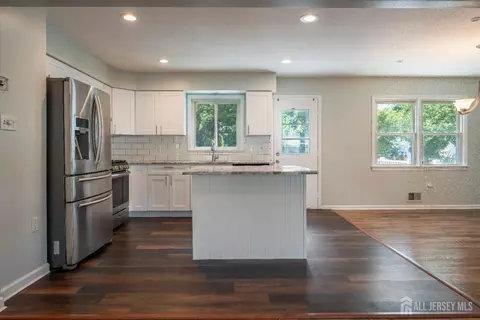 5 Estok Rd, Edison, NJ 08817 photo 10