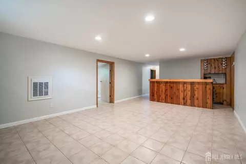 5 Estok Rd, Edison, NJ 08817 photo 27