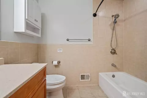 5 Estok Rd, Edison, NJ 08817 photo 25