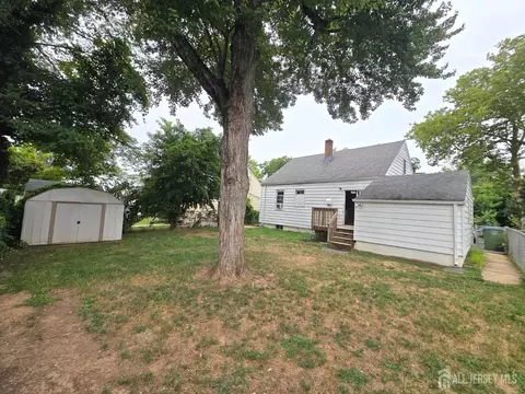 Exterior - 189 Old Post Rd, Edison, NJ 08817 photo 7 of 8