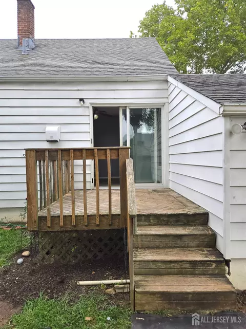 Exterior - 189 Old Post Rd, Edison, NJ 08817 photo 8 of 8