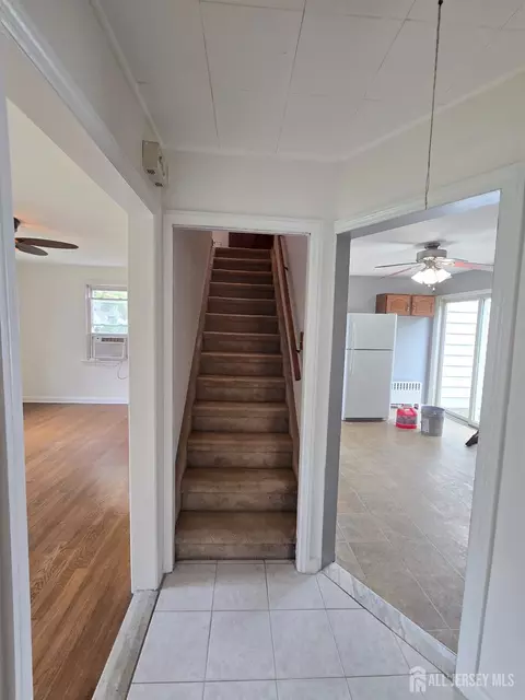 Entry Way - 189 Old Post Rd, Edison, NJ 08817 photo 6 of 13