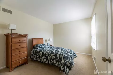5 Pine Ridge Dr, Edison, NJ 08820 photo 27