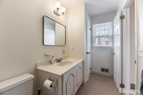 5 Pine Ridge Dr, Edison, NJ 08820 photo 25