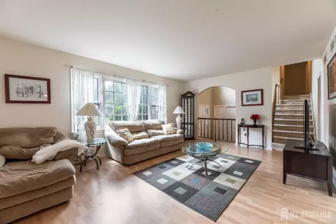 5 Pine Ridge Dr, Edison, NJ 08820 photo 7