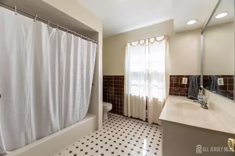 5 Pine Ridge Dr, Edison, NJ 08820 photo 29