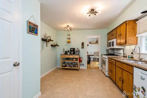 853 Stengel Ave, Brick, NJ 08724 photo 10