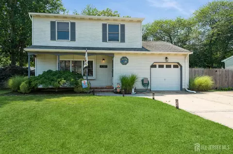 853 Stengel Ave, Brick, NJ 08724 photo 2
