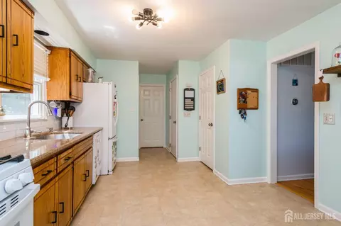 853 Stengel Ave, Brick, NJ 08724 photo 8