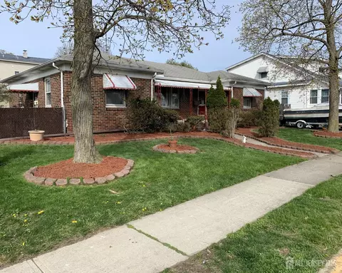 29 Claire Ave, Woodbridge, NJ 07095