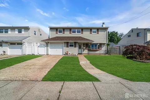 865 Barry Ave, Perth Amboy, NJ 08861