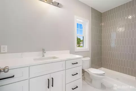 Bath - 78 Prospect Ave, Edison, NJ 08817 photo 3 of 3