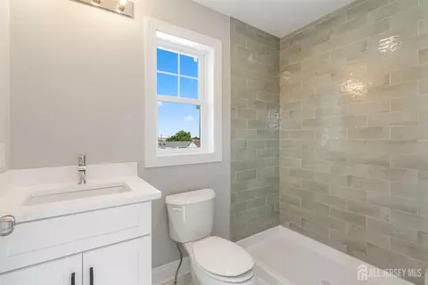 Bath - 78 Prospect Ave, Edison, NJ 08817 photo 1 of 3