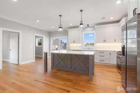 Entry Way - 78 Prospect Ave, Edison, NJ 08817 photo 3 of 5