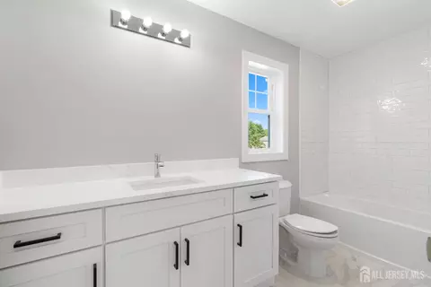 Bath - 78 Prospect Ave, Edison, NJ 08817 photo 2 of 3