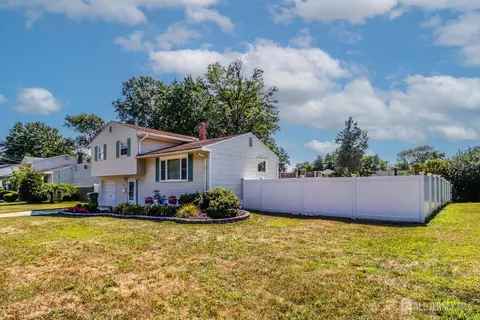 Exterior - 26 Moryan Rd, Edison, NJ 08817 photo 3 of 7
