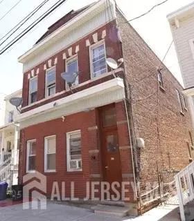 522 Johnstone St, Perth Amboy, NJ 08861