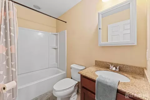 300 Runyon Ave, Middlesex, NJ 08846 photo 13