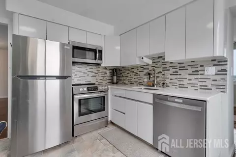 160 Overlook Ave #11C, Hackensack, NJ 07601 photo 16