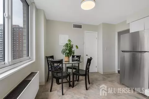 160 Overlook Ave #11C, Hackensack, NJ 07601 photo 17